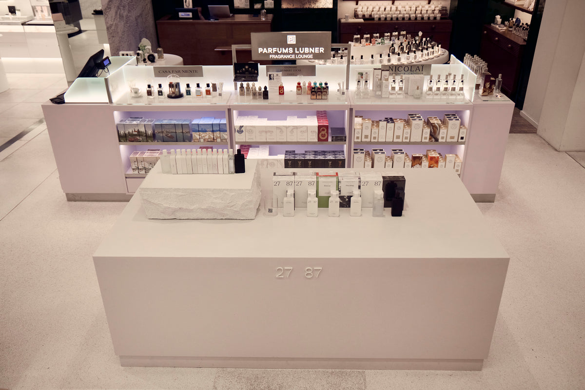 Fragrance Lounge