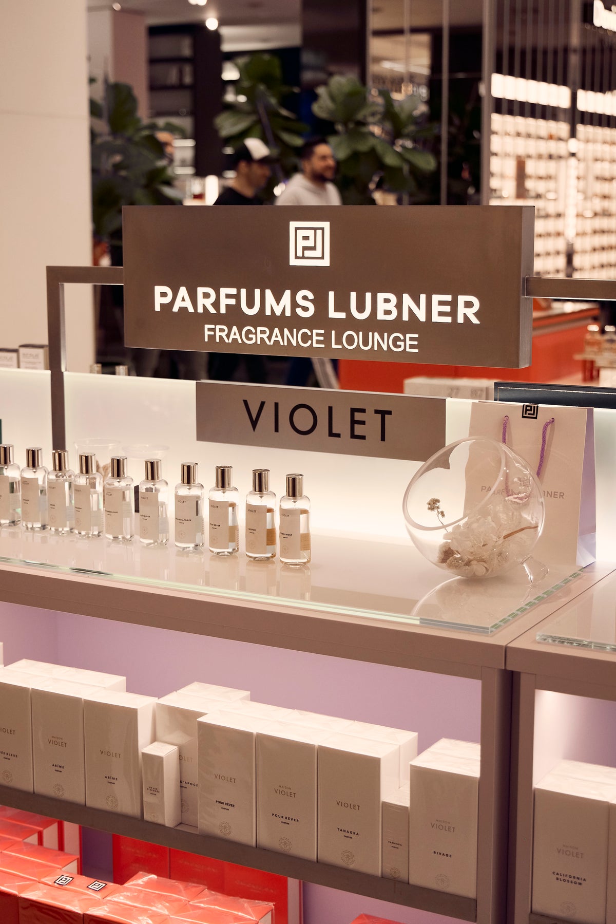 Fragrance Lounge