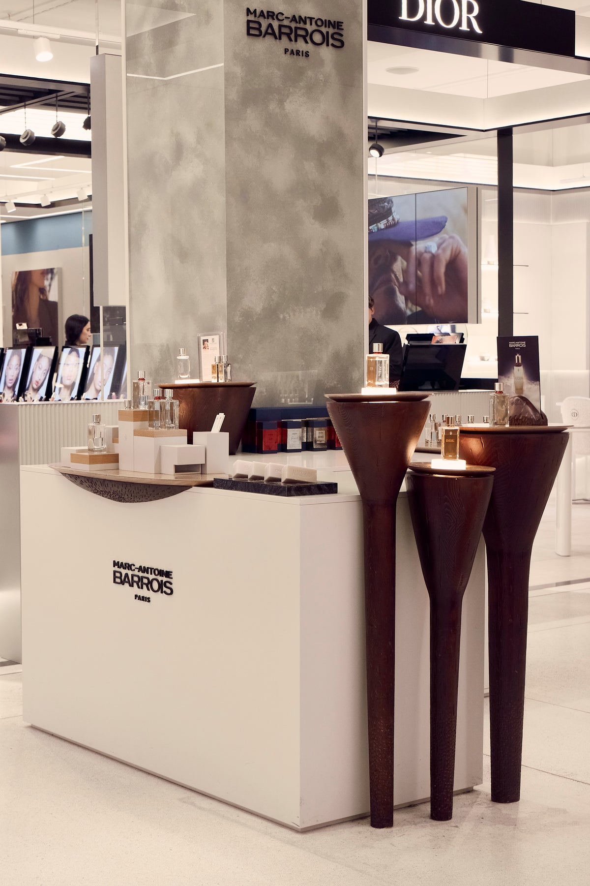 Fragrance Lounge