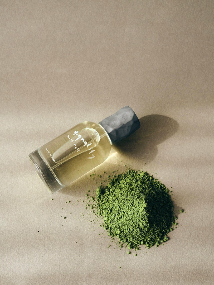Matcha und Rhabarber