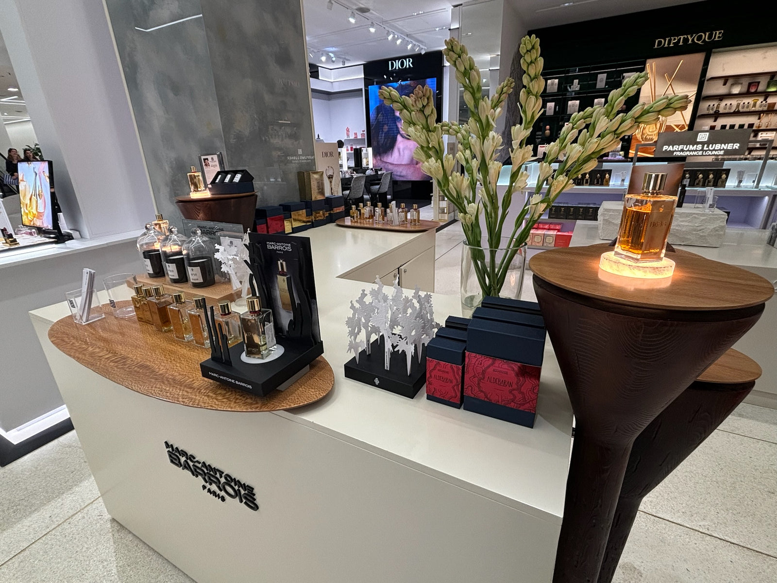 Fragrance Lounges