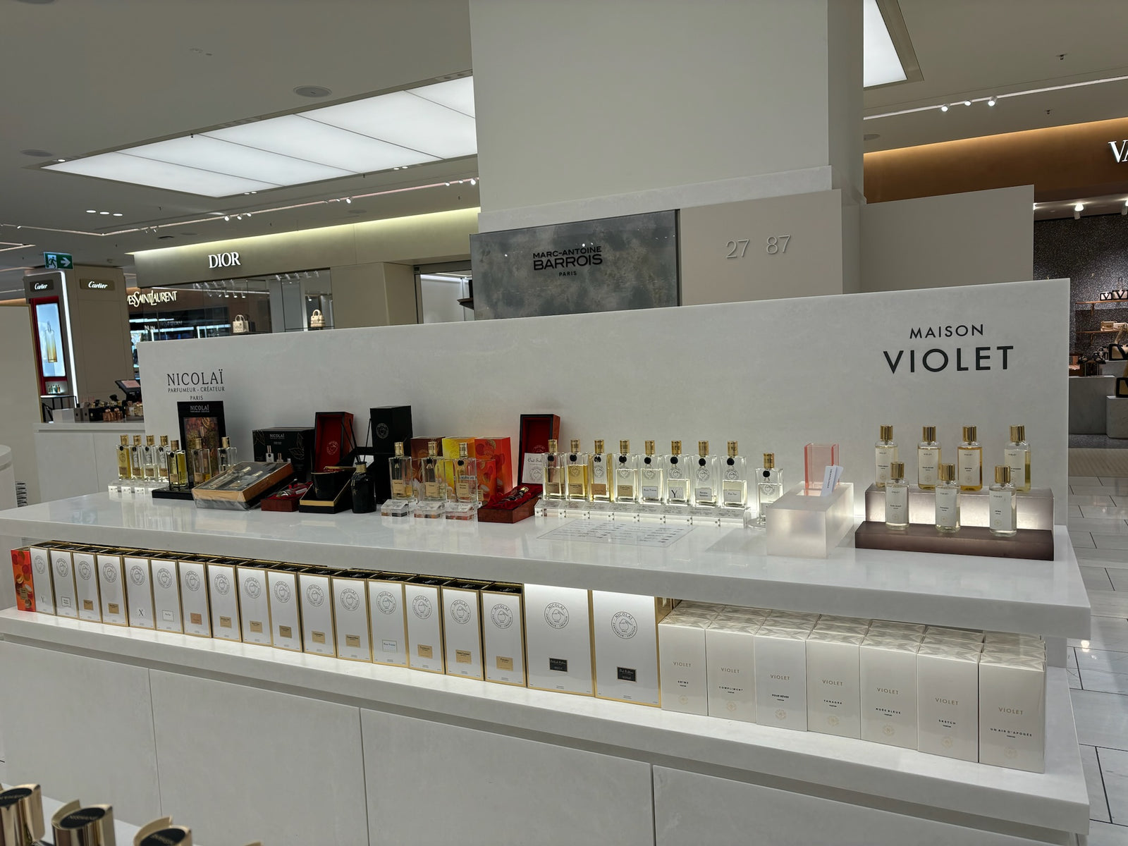 Fragrance Lounges
