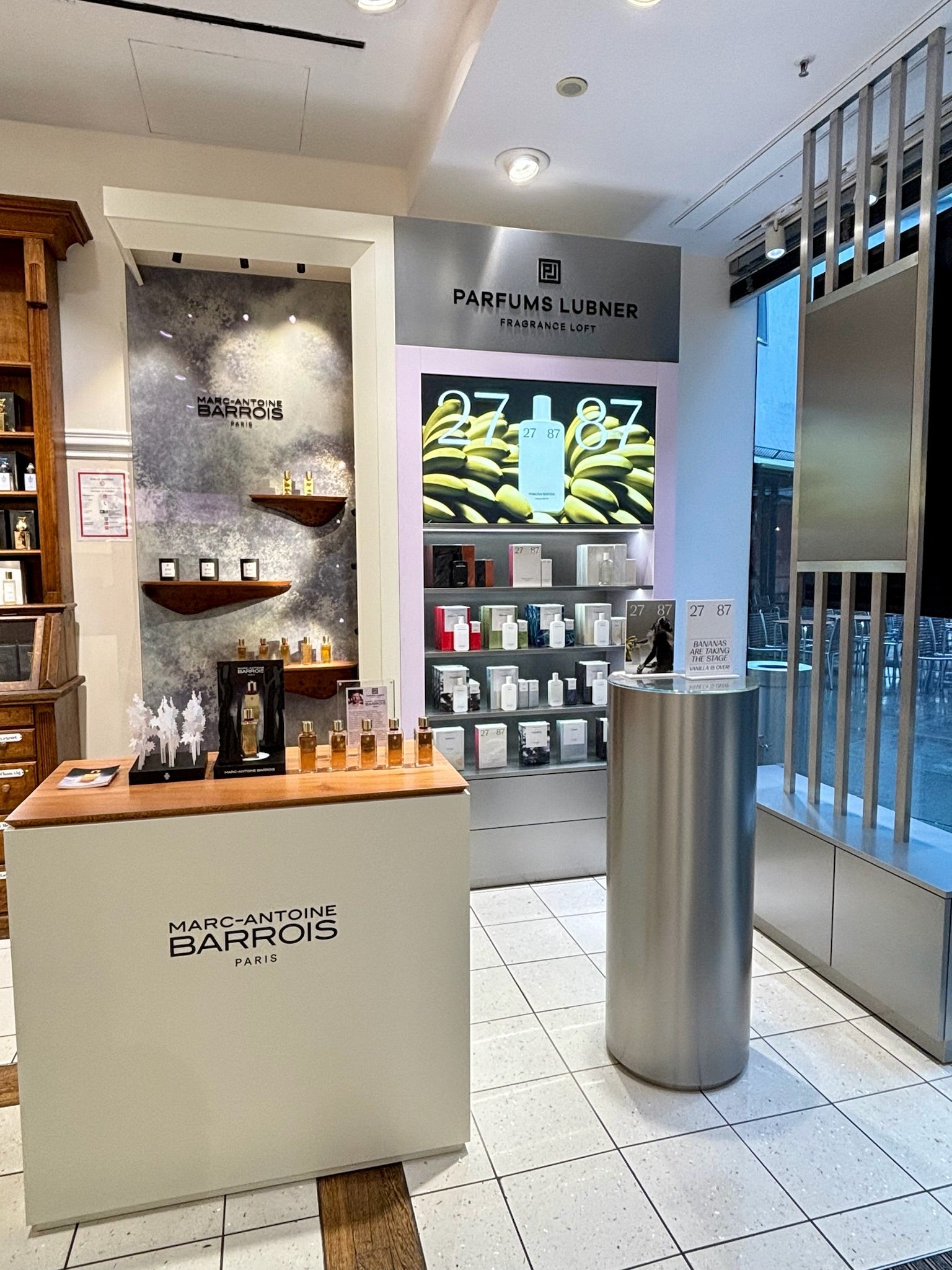 Fragrance Lounges